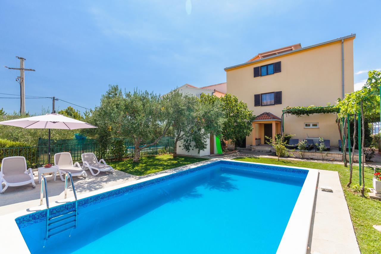 Villa Rosa Kaštela المظهر الخارجي الصورة