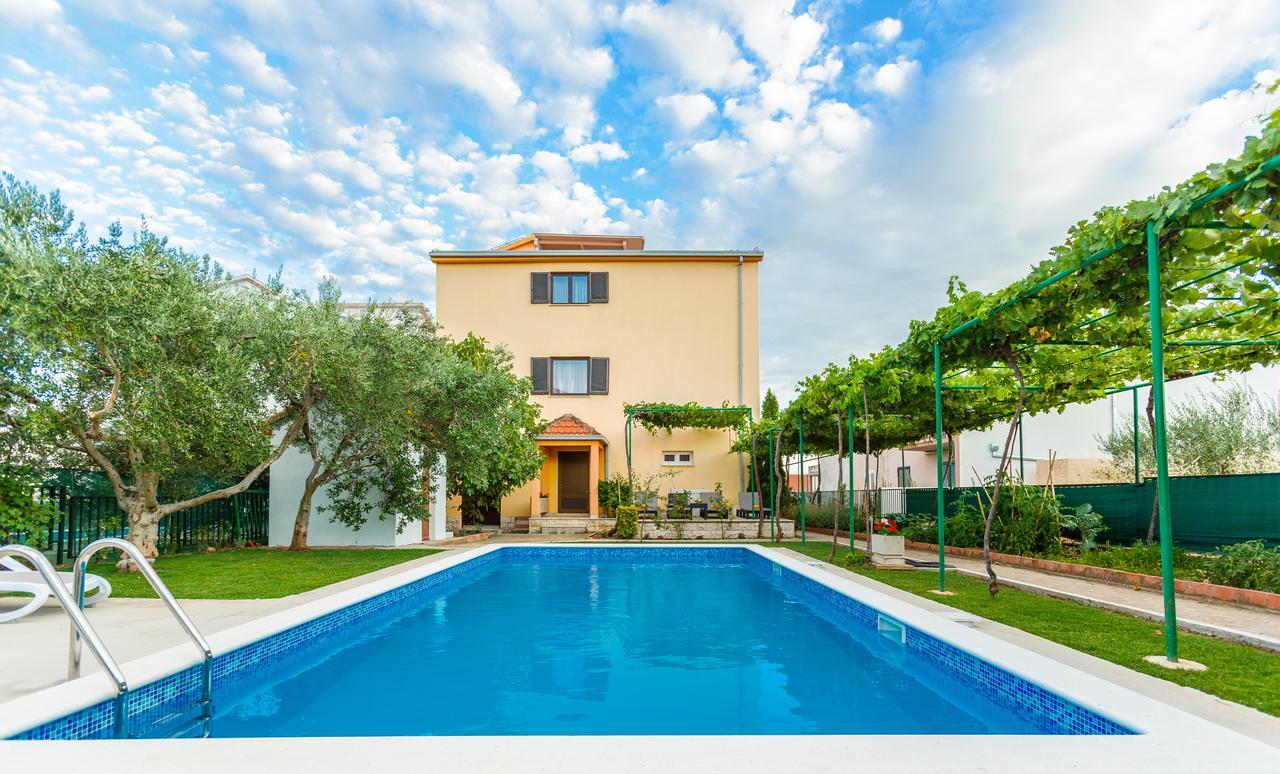 Villa Rosa Kaštela المظهر الخارجي الصورة