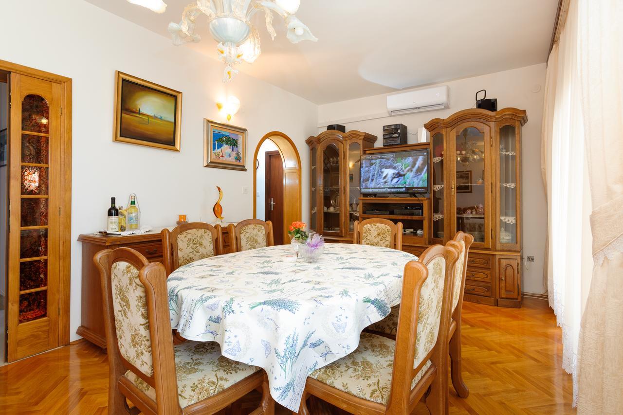 Villa Rosa Kaštela المظهر الخارجي الصورة