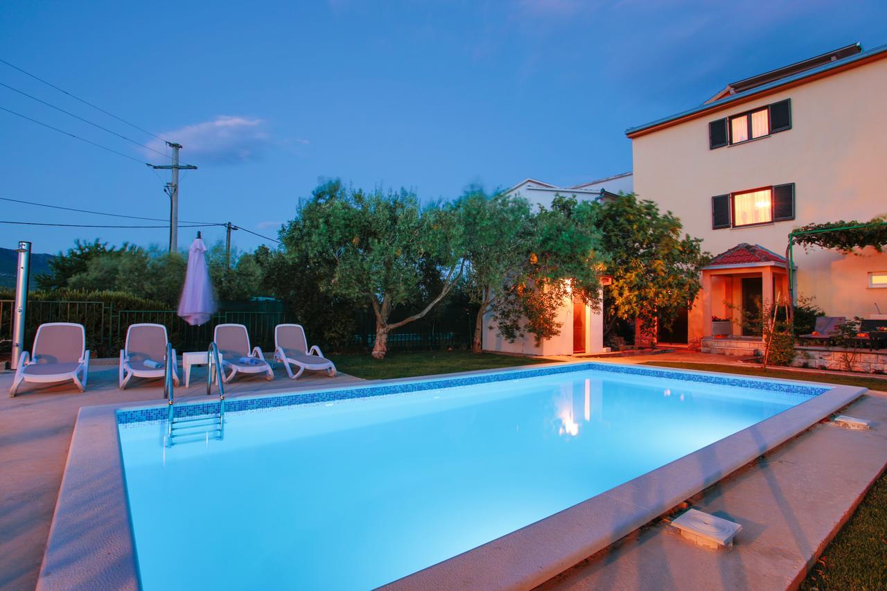 Villa Rosa Kaštela المظهر الخارجي الصورة